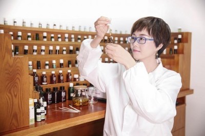 護手暖心，情暖“疫”線 化妝品研發(fā)為醫(yī)護人員辦實事